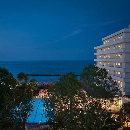 Montesilvano Marina Serena Majestic Residence المظهر الخارجي الصورة